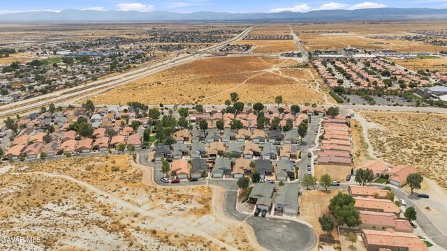 2416 Sunset Ridge Drive, Rosamond, CA 93560