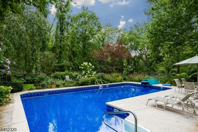 85 Old Turnpike Rd, Washington Twp., NJ 07865
