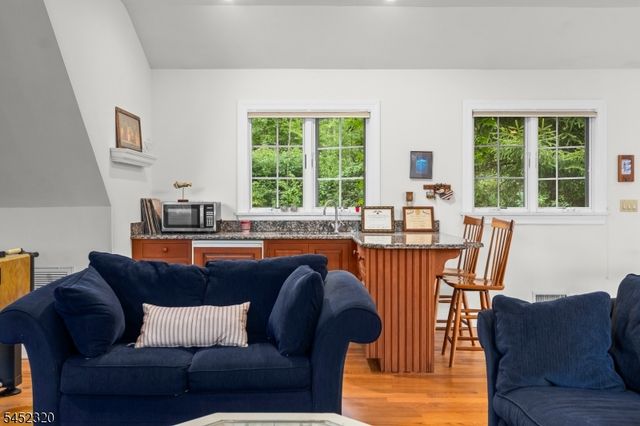 85 Old Turnpike Rd, Washington Twp., NJ 07865