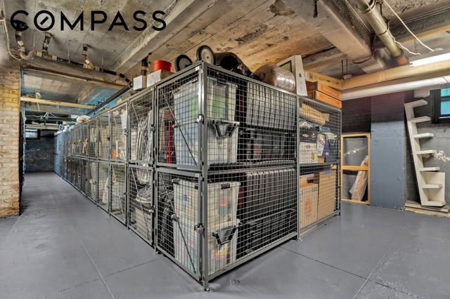 424 E 52nd St Apt 4D, New York City, NY 10022