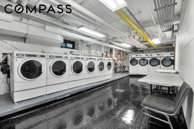 424 E 52nd St Apt 4D, New York City, NY 10022