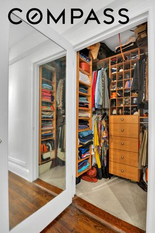424 E 52nd St Apt 4D, New York City, NY 10022