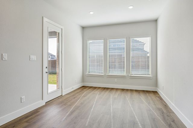 524 Winchester Way, Waxahachie, TX 75165