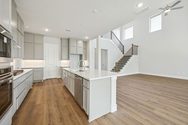 524 Winchester Way, Waxahachie, TX 75165