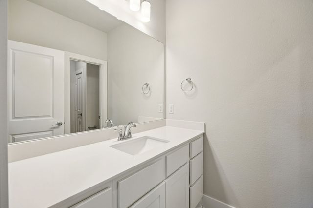 524 Winchester Way, Waxahachie, TX 75165