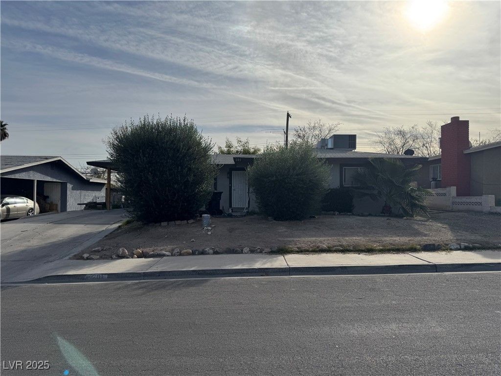 201 Frederick Avenue, Las Vegas, NV 89106