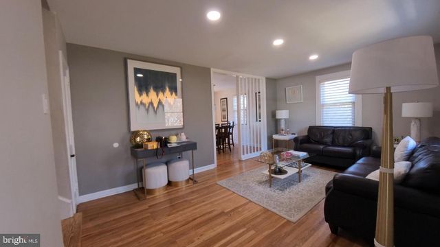 2344 KENDERTON AVE, Abington, PA 19001