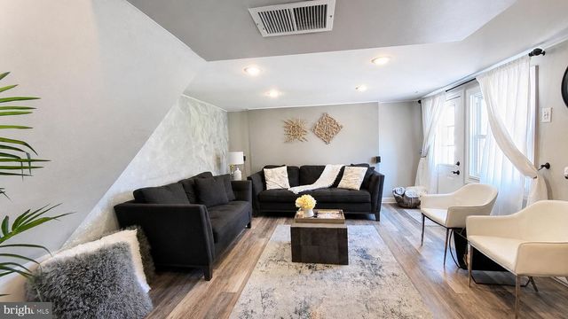 2344 KENDERTON AVE, Abington, PA 19001