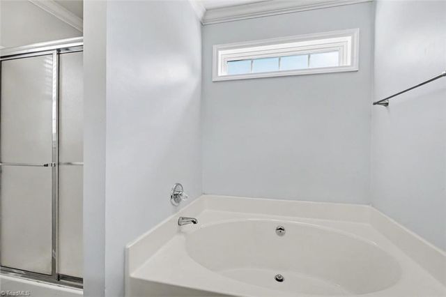 3820 Hunt Chase Drive, Greensboro, NC 27407