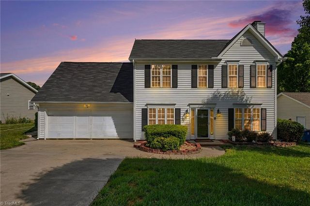3820 Hunt Chase Drive, Greensboro, NC 27407