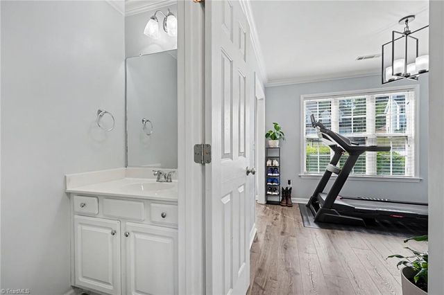 3820 Hunt Chase Drive, Greensboro, NC 27407
