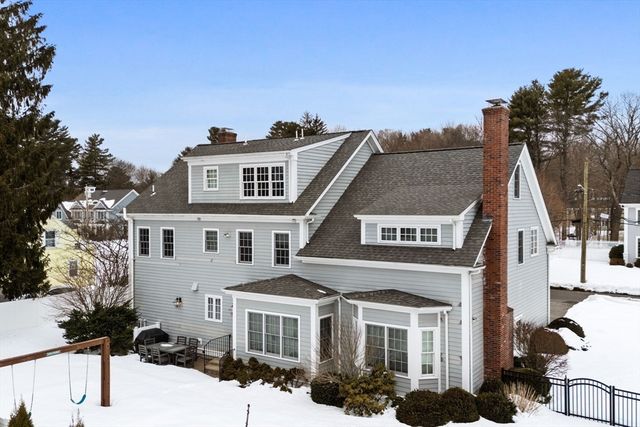 20 Parker Rd, Wellesley, MA 02482