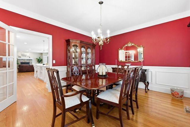 20 Parker Rd, Wellesley, MA 02482