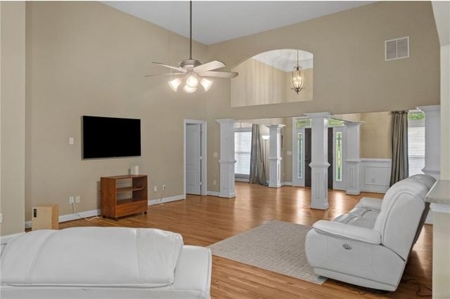 5464 Woodrun Court, Braselton, GA 30517