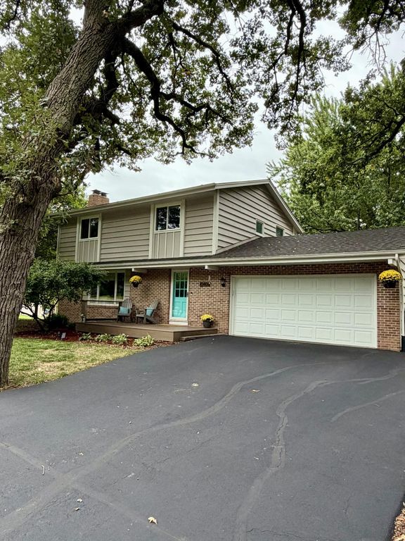 10408 Colorado Road, Bloomington, MN 55438 — photo 2