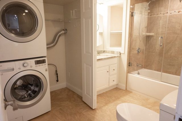 2 Westbrook St 1, Boston, MA 02128