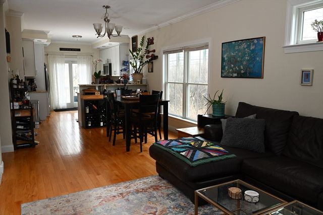 2 Westbrook St 1, Boston, MA 02128