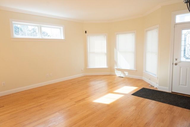 2 Westbrook St 1, Boston, MA 02128