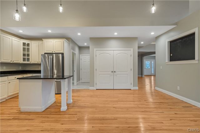 7541 Plum Hollow Circle, Clay, NY 13090