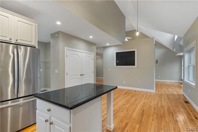 7541 Plum Hollow Circle, Clay, NY 13090