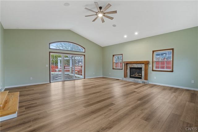 7541 Plum Hollow Circle, Clay, NY 13090