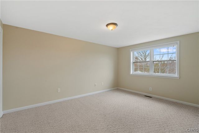 7541 Plum Hollow Circle, Clay, NY 13090