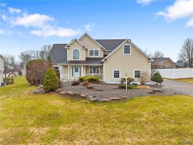 7541 Plum Hollow Circle, Clay, NY 13090
