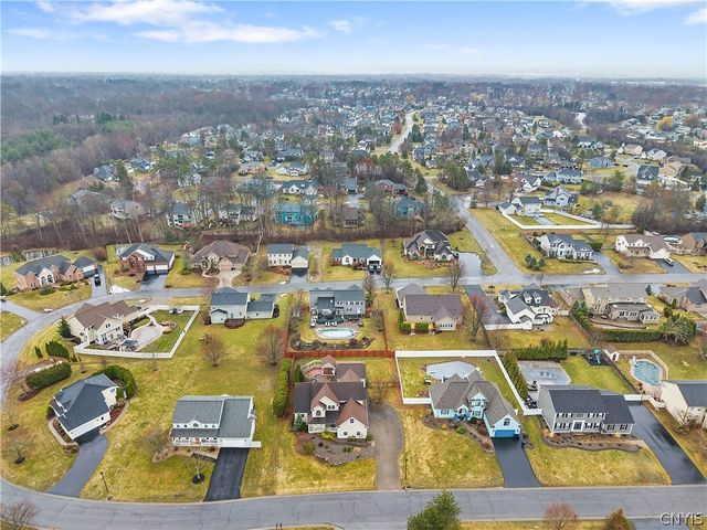 7541 Plum Hollow Circle, Clay, NY 13090