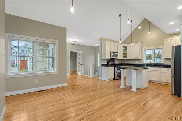 7541 Plum Hollow Circle, Clay, NY 13090