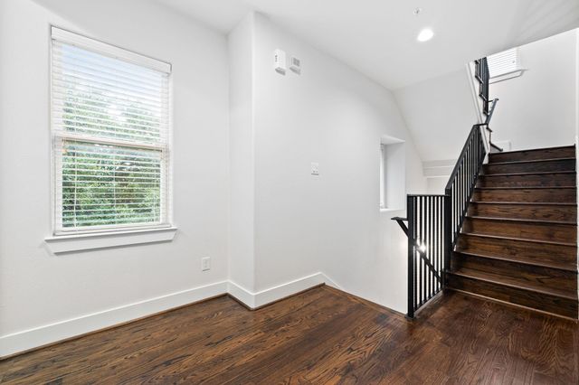 916 Yale Street D, Houston, TX 77008