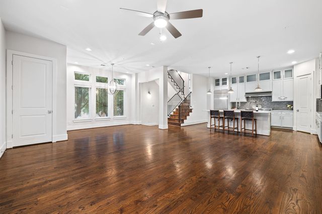 916 Yale Street D, Houston, TX 77008