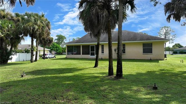213 Maple AVE N, Lehigh Acres, FL 33936