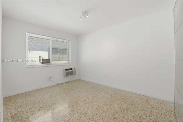 800 85th St, Miami Beach, FL 33141