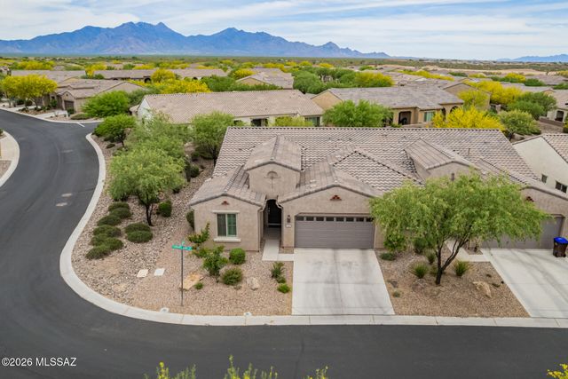 1648 E Horned Lark Drive, Green Valley, AZ 85614