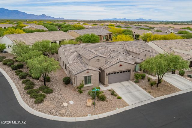1648 E Horned Lark Drive, Green Valley, AZ 85614