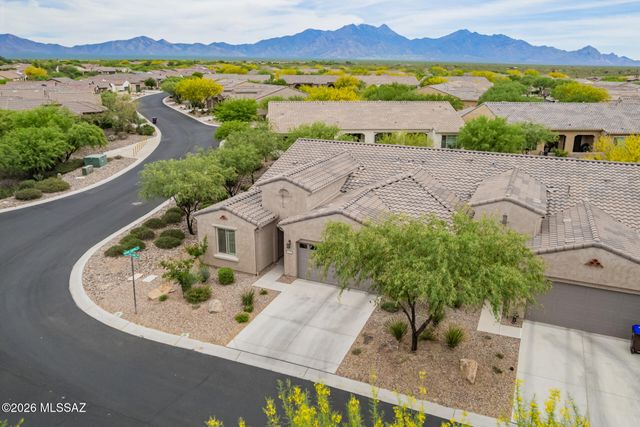 1648 E Horned Lark Drive, Green Valley, AZ 85614