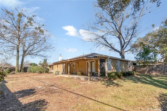 29 Cobblestone W Way, Mobile, AL 36608