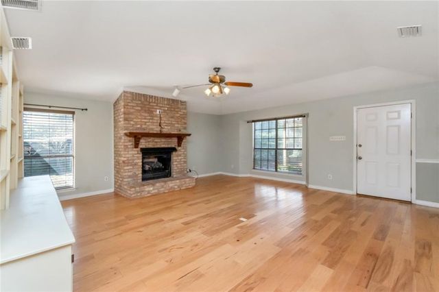 29 Cobblestone W Way, Mobile, AL 36608