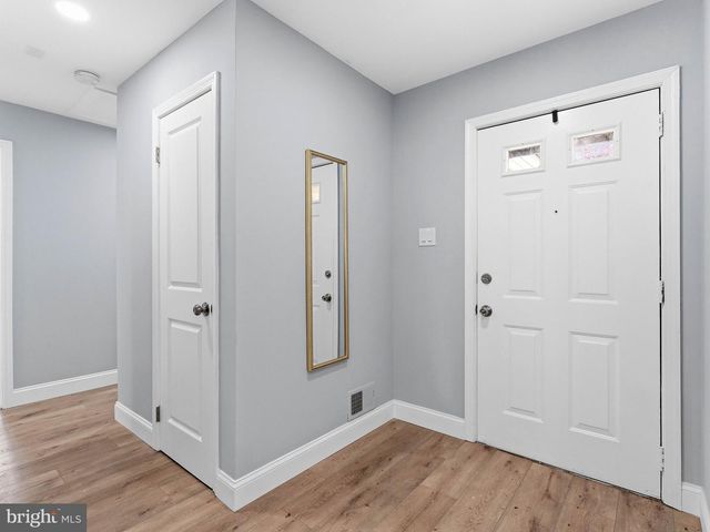 4 NASSAU DR, Willingboro, NJ 08046