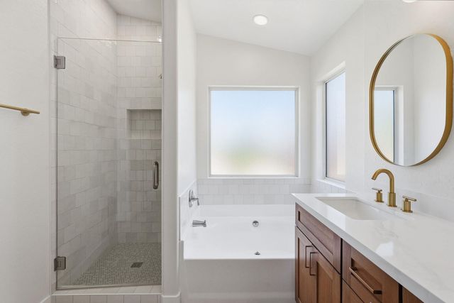 2642 E Hartford Avenue, Phoenix, AZ 85032