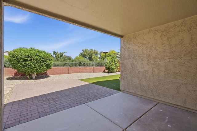 2642 E Hartford Avenue, Phoenix, AZ 85032