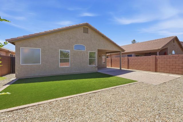 2642 E Hartford Avenue, Phoenix, AZ 85032