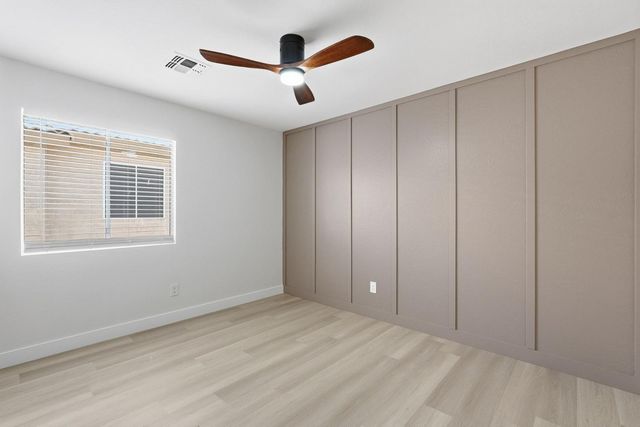 2642 E Hartford Avenue, Phoenix, AZ 85032