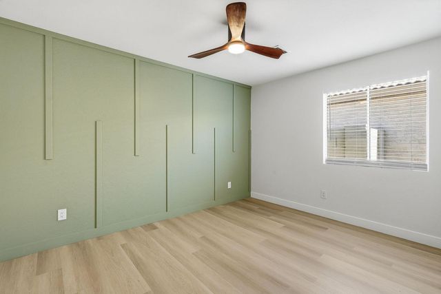 2642 E Hartford Avenue, Phoenix, AZ 85032