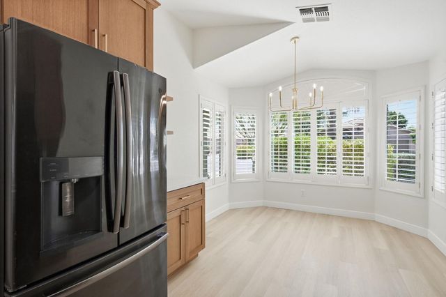 2642 E Hartford Avenue, Phoenix, AZ 85032
