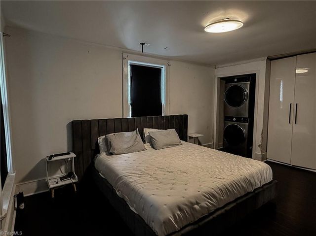 144 W Elm Street, Mount Airy, NC 27030