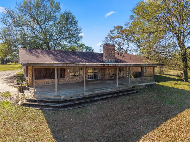 8164 County Road 1200, Mt Pleasant, TX 75455