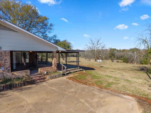 8164 County Road 1200, Mt Pleasant, TX 75455
