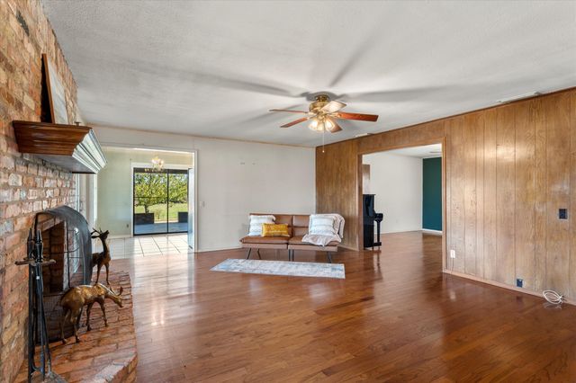 8164 County Road 1200, Mt Pleasant, TX 75455