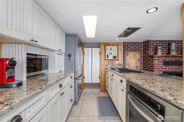 6502 E State Route 106, Union, WA 98592
